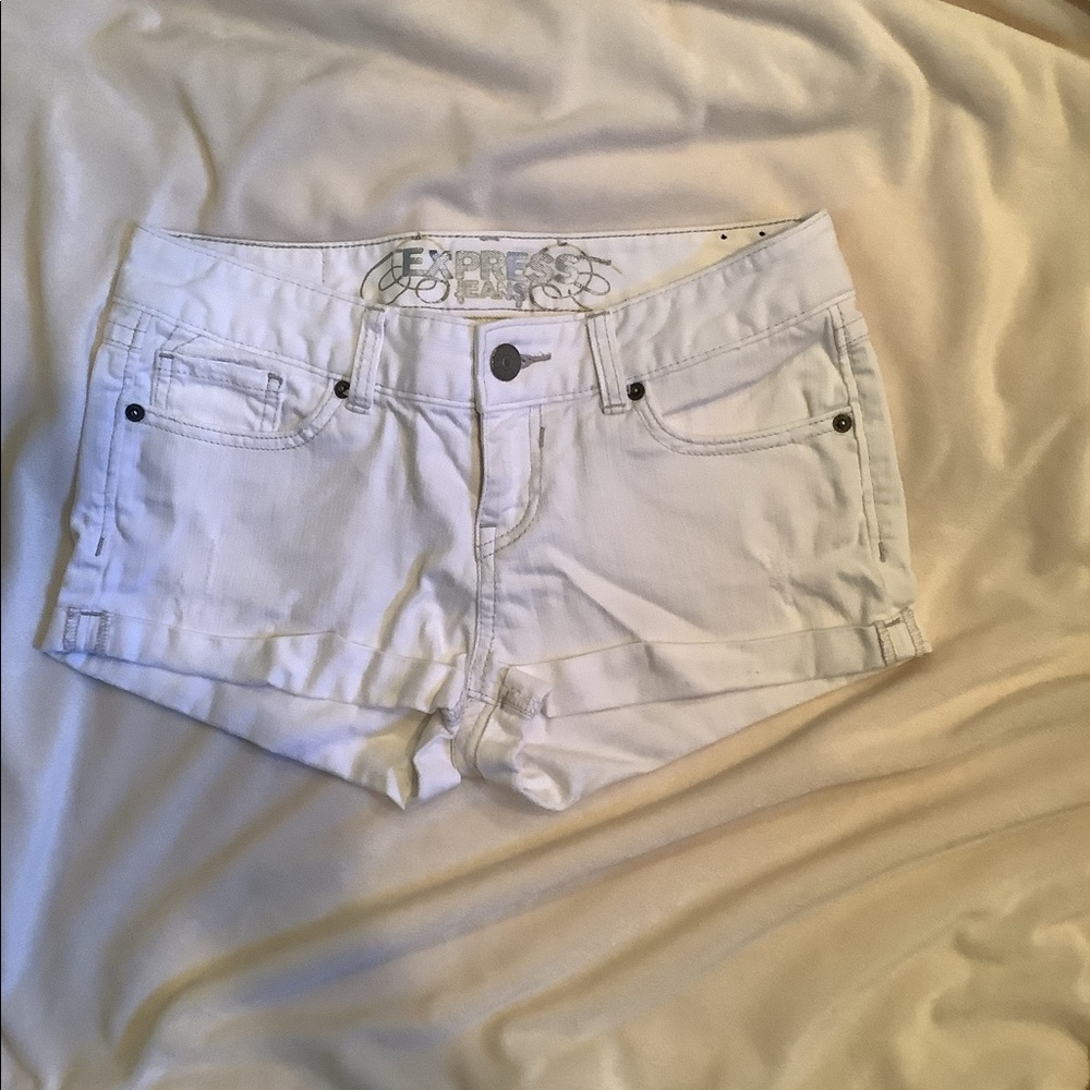 Express white denim shorts size 2